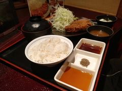 黑毛和牛-牛カツ京都勝牛(河原町蛸薬師店)