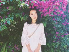 -月亮眼花园餐厅书吧酒吧