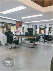 -诗悦发型烫染SALON