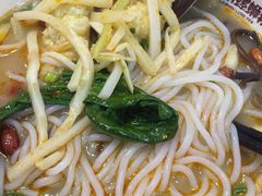 -螺小胖柳州螺蛳粉(钟楼总店)