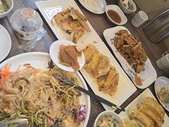 -今鲜源酒店·海鲜锅贴青岛菜(新湛路店)