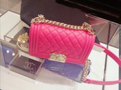 -CHANEL(恒隆广场店)