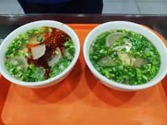 -牛一嘴·兰州牛肉面·大盘鸡(财富中心店)