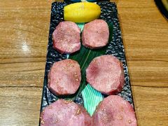 -炼火烤肉店