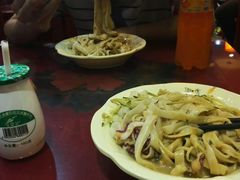 -陕味食族油泼面(工商大学店)