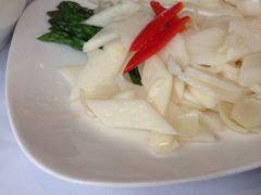 -尘香•传统川菜(创汇首座店)