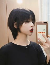 -BULB STUDIO 巴柏明星发型工作室
