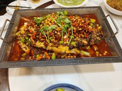 香辣烤黑鮰鱼-观城阁家常菜·精品烤鱼·锦州烧烤(崇文门店)