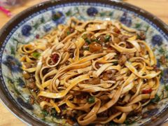 -牛师傅牛肉面(尚隆路店)