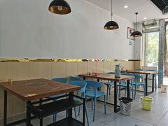 -老何家后安粉·糟粕醋海鲜火锅(三亚湾椰梦长廊店)