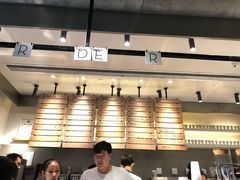 -喜茶(上海兴业太古汇店)