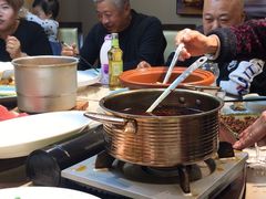 -有红鸡毛店·川菜(建设路店)