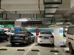 -经纬汇-停车场