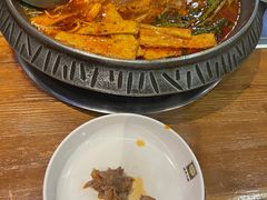 -喇喇排骨火锅·传统韩式脊骨汤(望京西园总店)