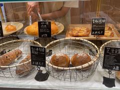-分子跳动鲜活面包(五一大道店)