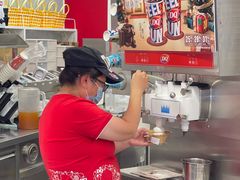 -DQ·蛋糕·冰淇淋(五棵松万达店)