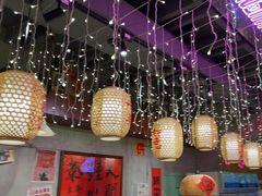 -巴卤社老火锅(财富店)