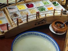 -香麒园·过桥米线·南湖雅宴