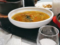 -香山湖家家宴(中山陵店)