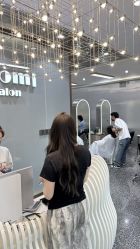 -Tloml salon