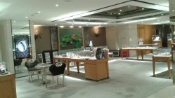 -北京七彩云南翡翠珠宝旗舰店(月坛店)