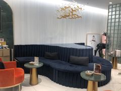 -海马体照相馆(环贸iapm大师爱情店)
