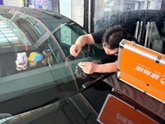 -鲨鱼皮汽车凹陷玻璃修复(静安店)