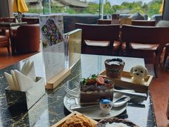-时光吧·大堂吧·丽江和府洲际度假酒店