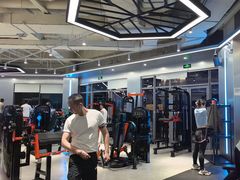 -Hi GYM嗨健身(泥城店)
