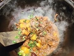 -锅老头海鲜铁锅炖