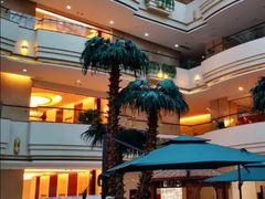 -威海铂丽斯国际大酒店(威海高铁站店)