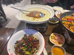-富正毅三下锅·湘西韵味(天门山索道店)