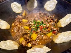地锅贴饼-地锅公社·现炒地锅鸡·地锅鱼·夜宵(罗锦路店)