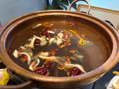 -一善菌·云南菌汤·云南菜(银泰城店)