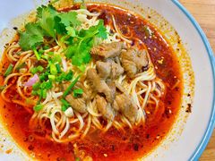 -八一路好吃街(雨田商务大厦店)