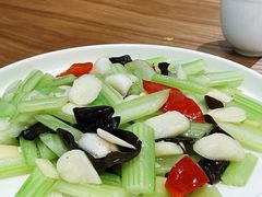 -顺风汤馆·广府粤菜(江宸天街店)