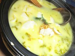 -九锅一堂酸菜鱼(学府凯德店)