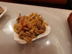 -白金汉爵大酒店-24小时餐厅