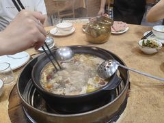-濠轩阁特色生蚝火锅(水湾路店)