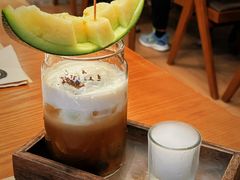 -Mark&Mars Restaurant