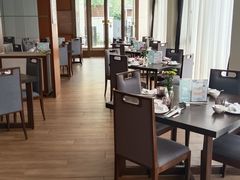 -静之湖湖畔餐厅