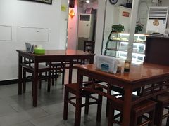 大堂-馄饨侯(广渠门店)