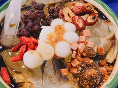 -马路边边串串香(苗栗路店)