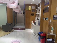-雅悦齿科(顾村公园店)