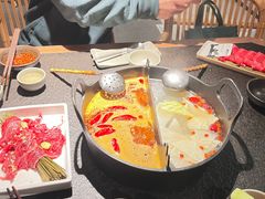 -三出山火锅(南京万象天地店)
