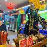 下锅几十秒，蘸麻酱，北方吃法，真的很爽 「羊肉串」