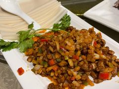 博饼羊肉卷-贯贯吉·清真餐厅(浙江中路店)