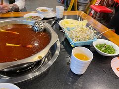 -冯记香辣兔火锅(茶店子总店)