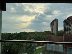 -三亚湾海居铂尔曼度假酒店