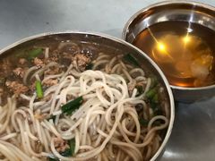 -正宗杨记普洱酸醋米线(总店)